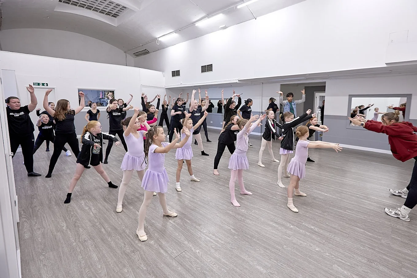 Performing Arts Lessons at Shooting Star Theatre School