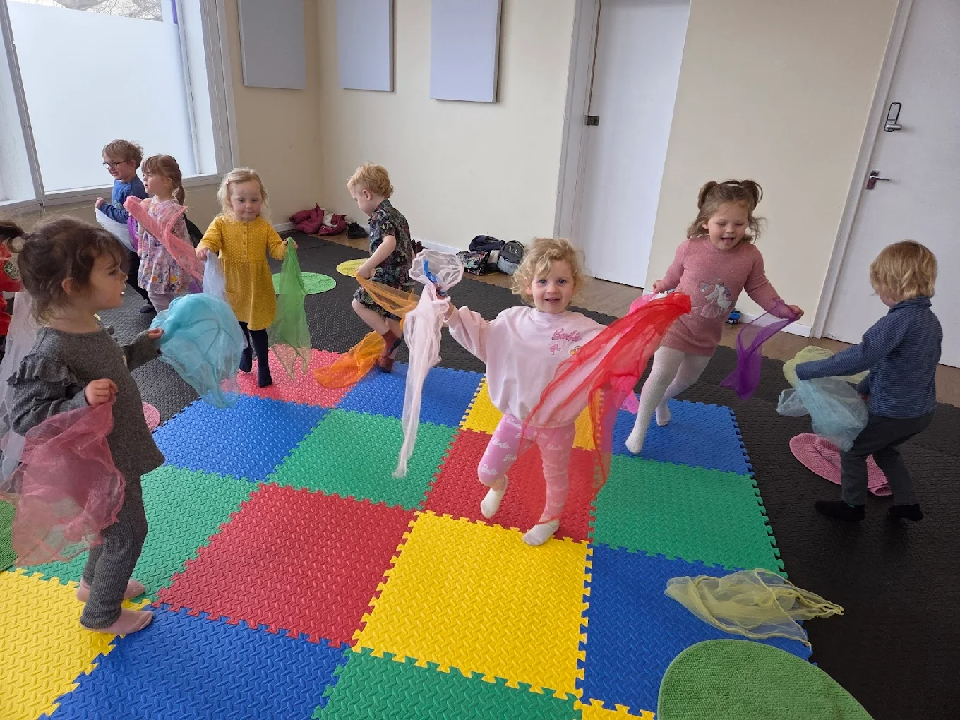 Music Classes at The Jolly Melodies Music Company Swanland, North Ferriby and Brough