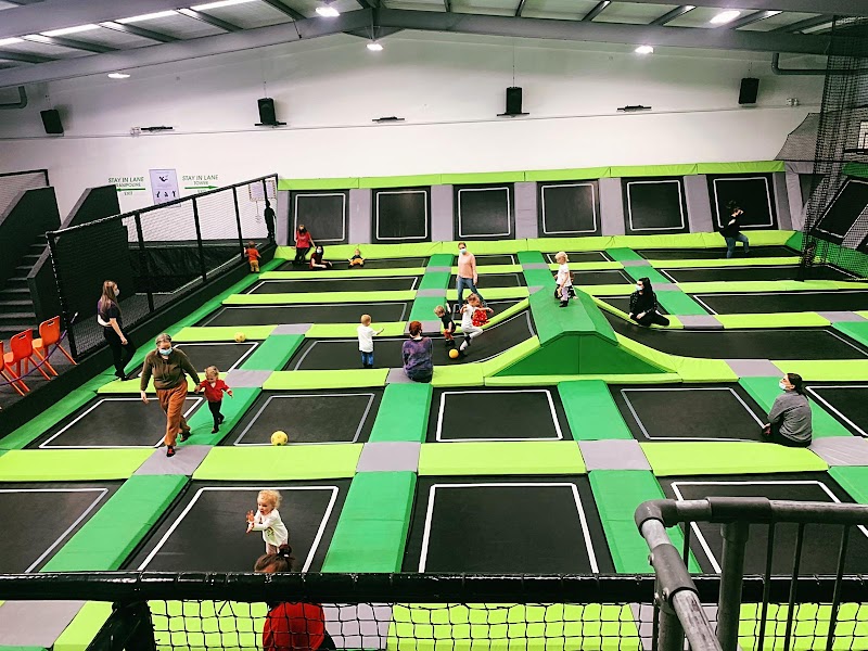 Bounce Central Oldham