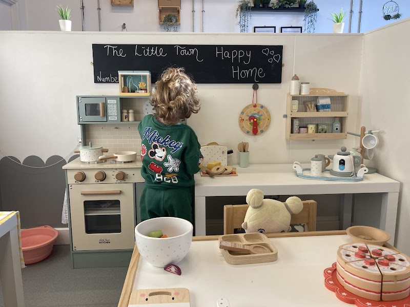 Let Us Play Little Town