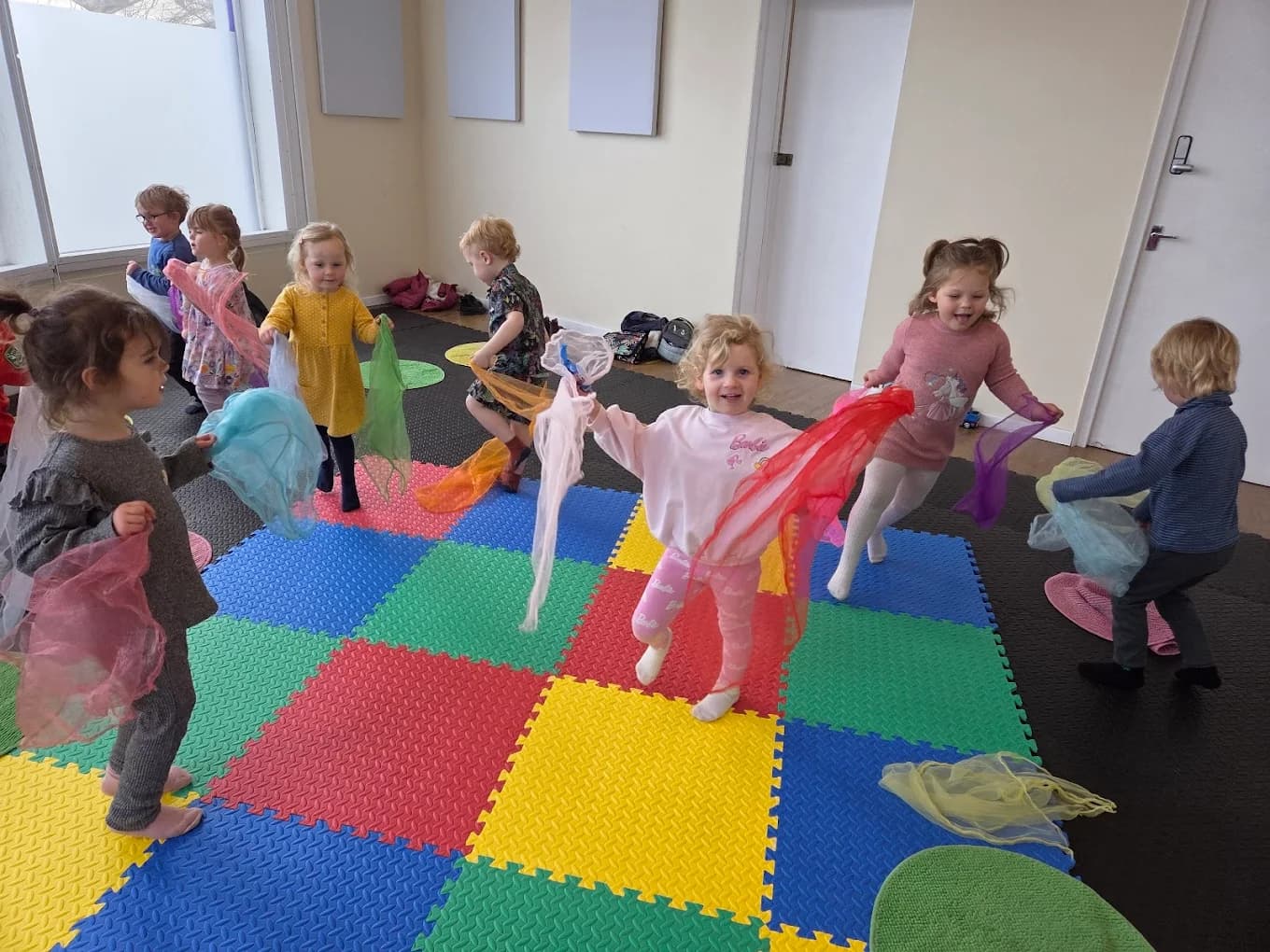 Music Classes at The Jolly Melodies Music Company Swanland, North Ferriby and Brough