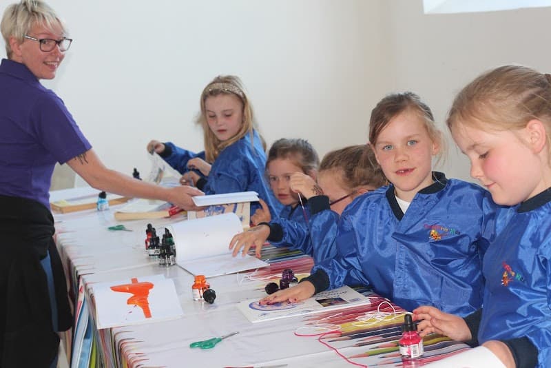 Kids Art Classes at CreARTive Kids Art Classes by Heidi Farrar