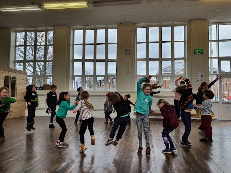 Art Camp UK Creative Holiday Club