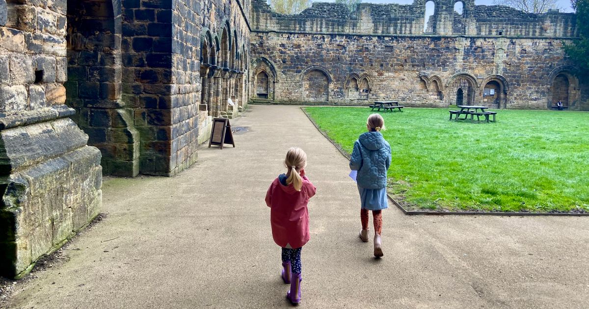 Easter - Silly Sheep Round Up