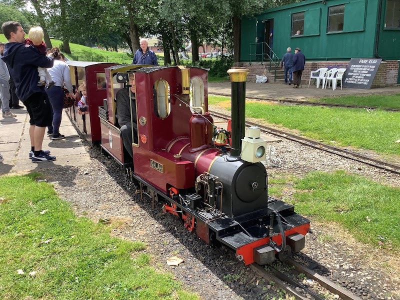 Thornes Park Miniature Railway