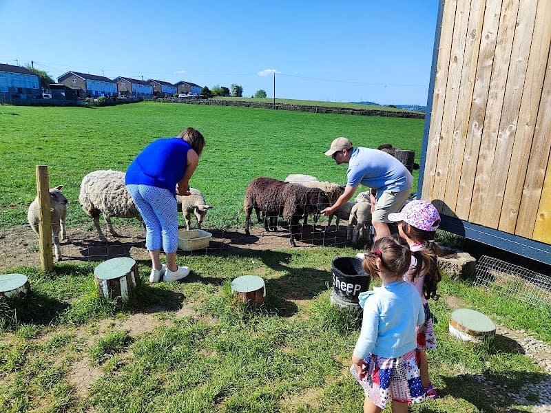Pre-School Farm Sessions at Little Farmers Cabin