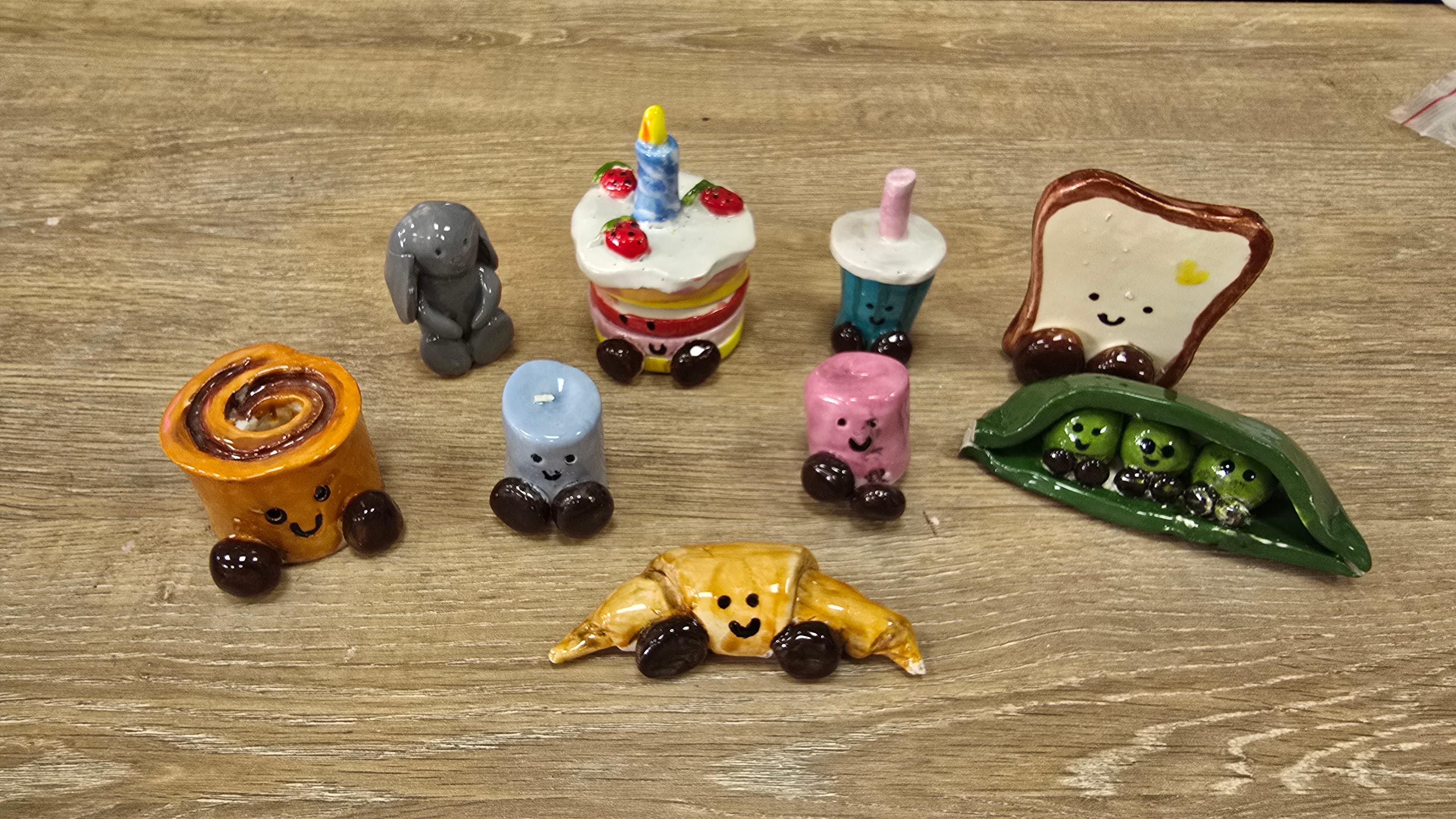 Jelli-Cat inspired clay workshop at The Little Biscuit Pottery Painting Studio