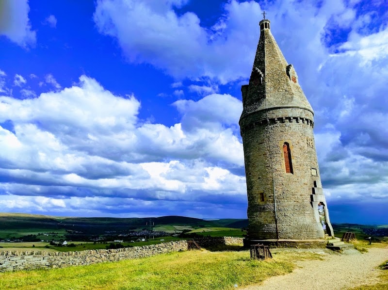 Hartshead Pike
